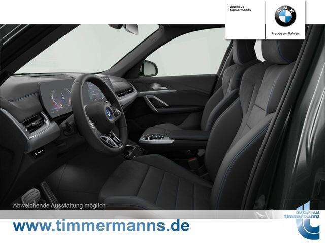 BMW iX1 eDrive20 (Bild 3/6)