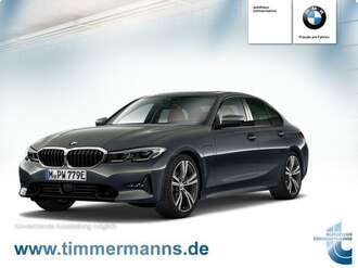 BMW 330e (Bild 1/6)