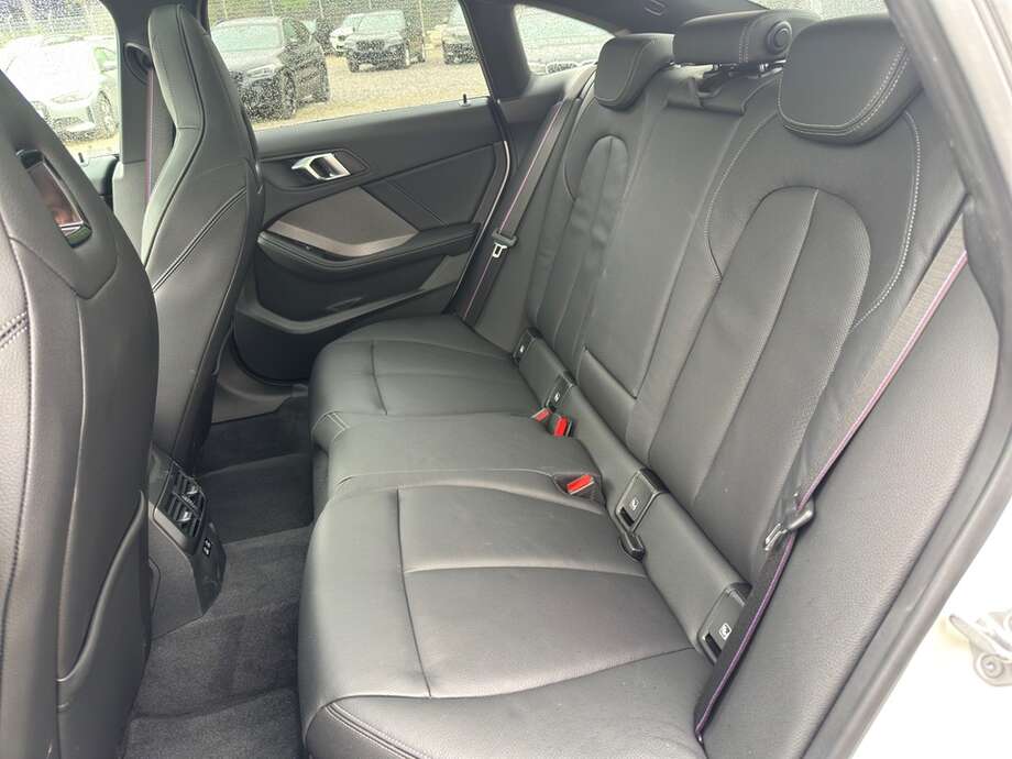 BMW M235i (Bild 20/24)