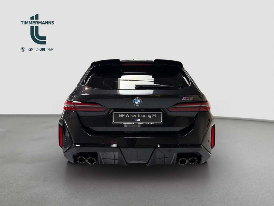 BMW M5 (Bild 4/18)