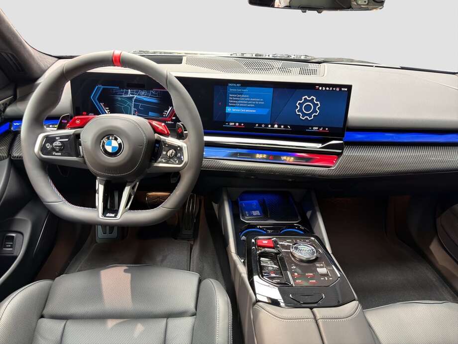 BMW M5 (Bild 13/18)