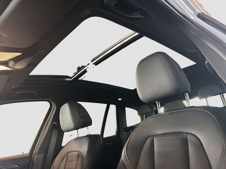 BMW X3 (Bild 11/18)