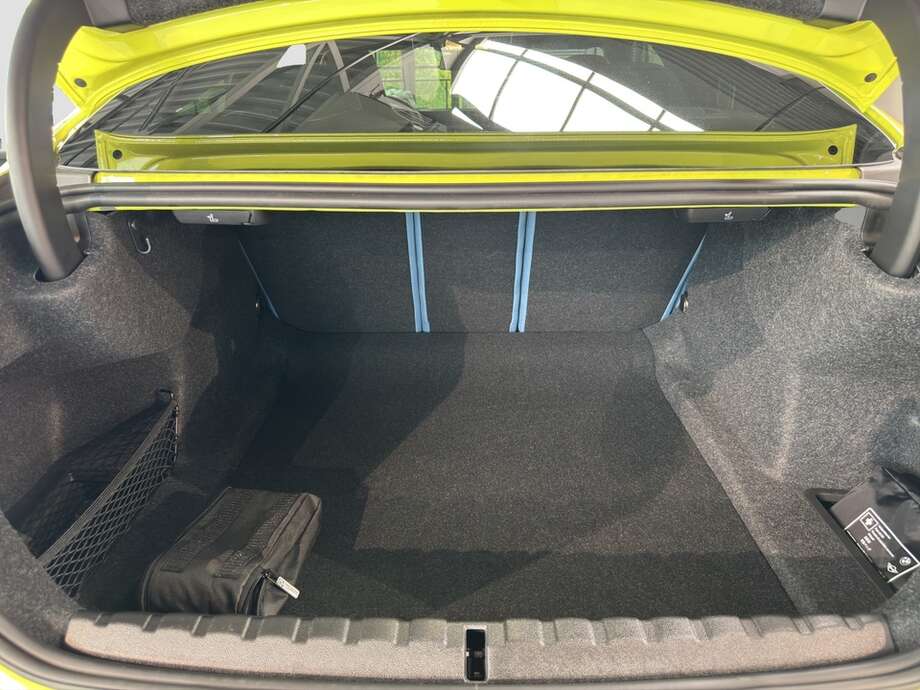 BMW M4 (Bild 14/23)
