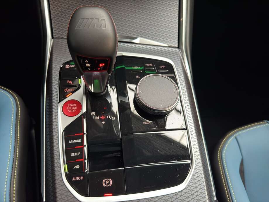 BMW M4 (Bild 22/23)