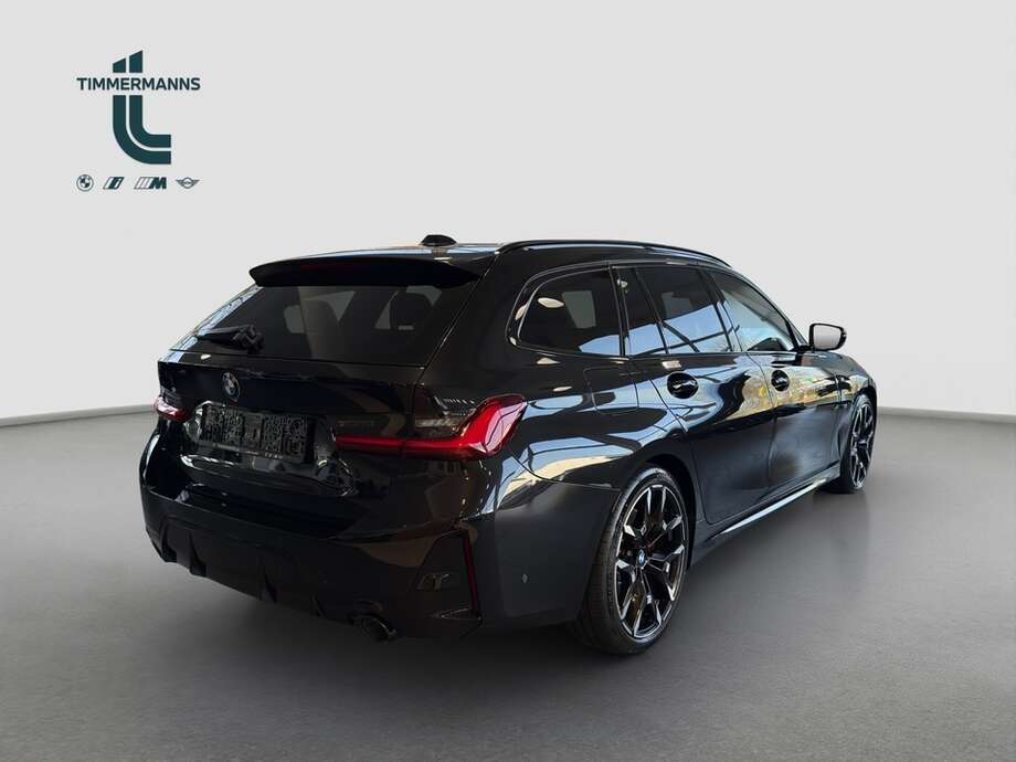 BMW 320d (Bild 5/16)