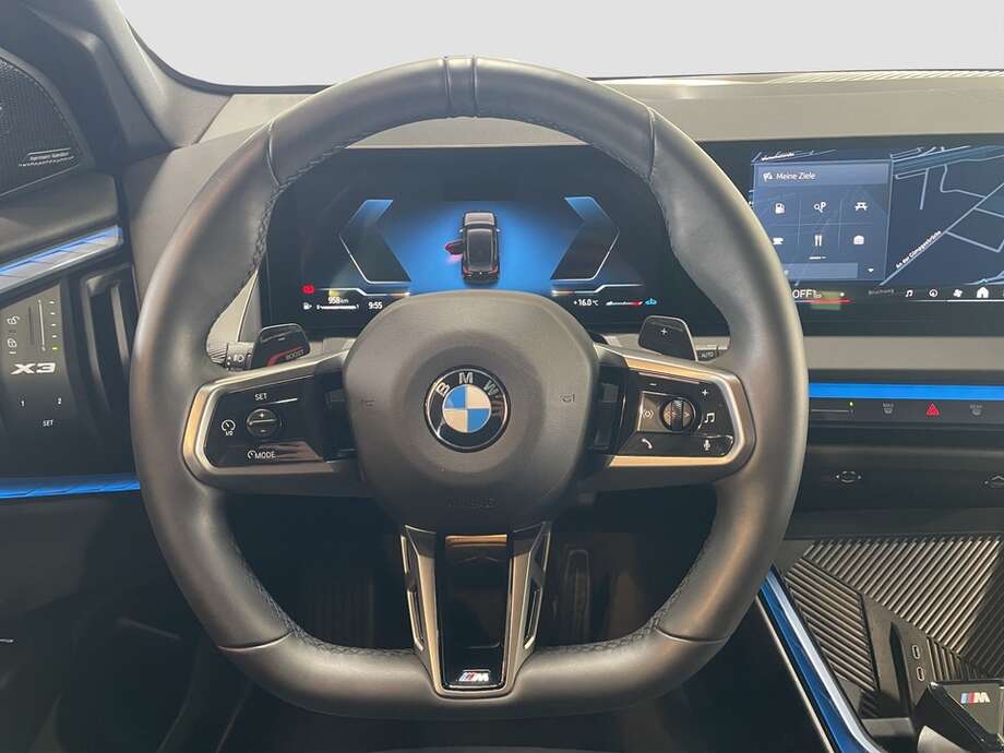 BMW X3 (Bild 12/15)