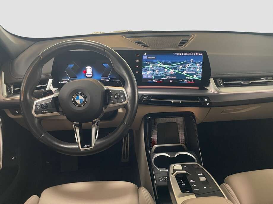 BMW X1 (Bild 12/15)