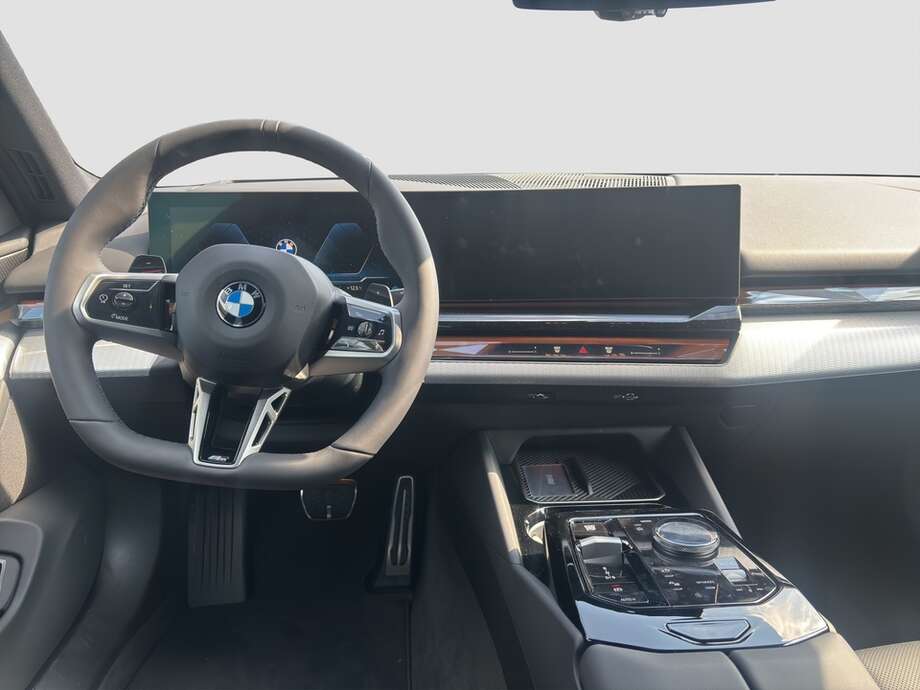 BMW 520d (Bild 13/18)
