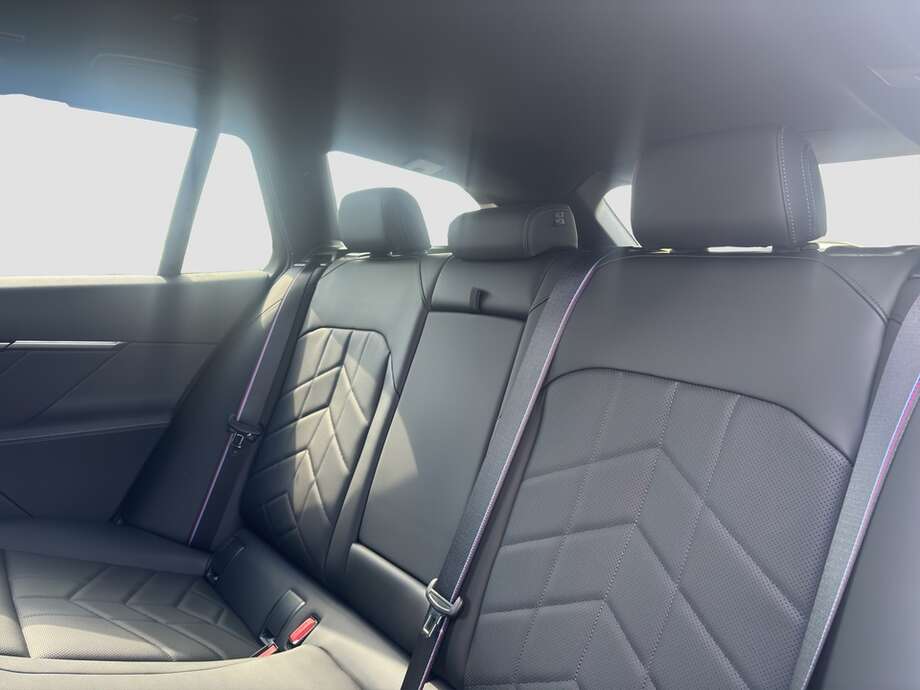 BMW 520d (Bild 14/18)