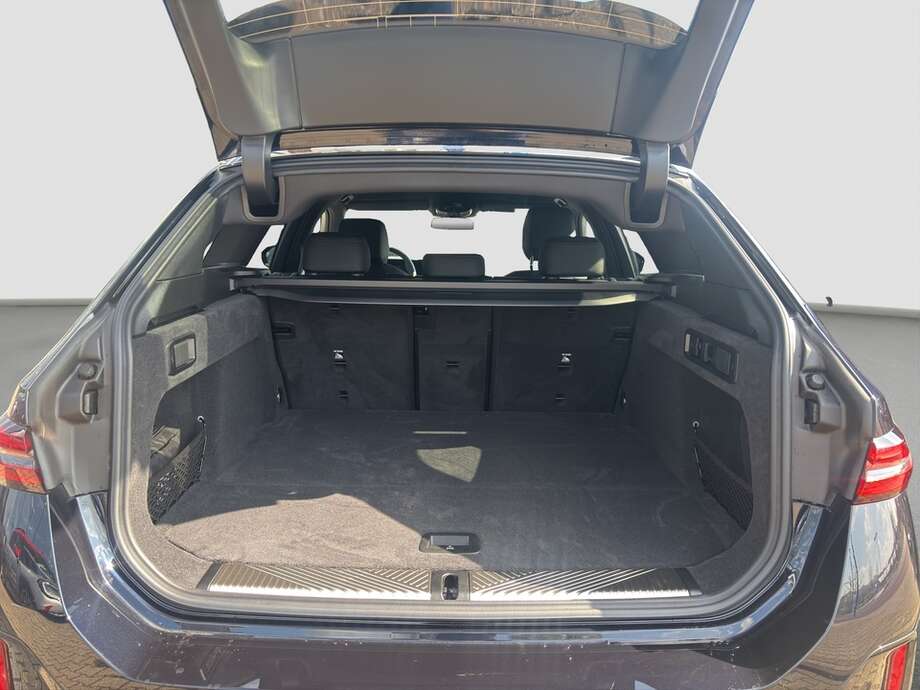 BMW 520d (Bild 15/18)