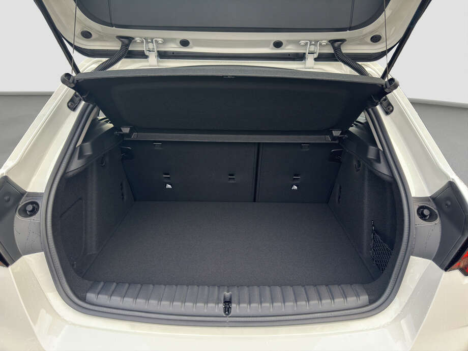 BMW 120 (Bild 15/16)