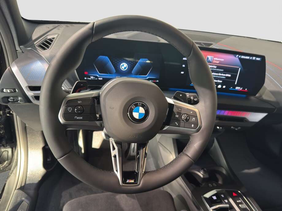 BMW 120 (Bild 11/17)
