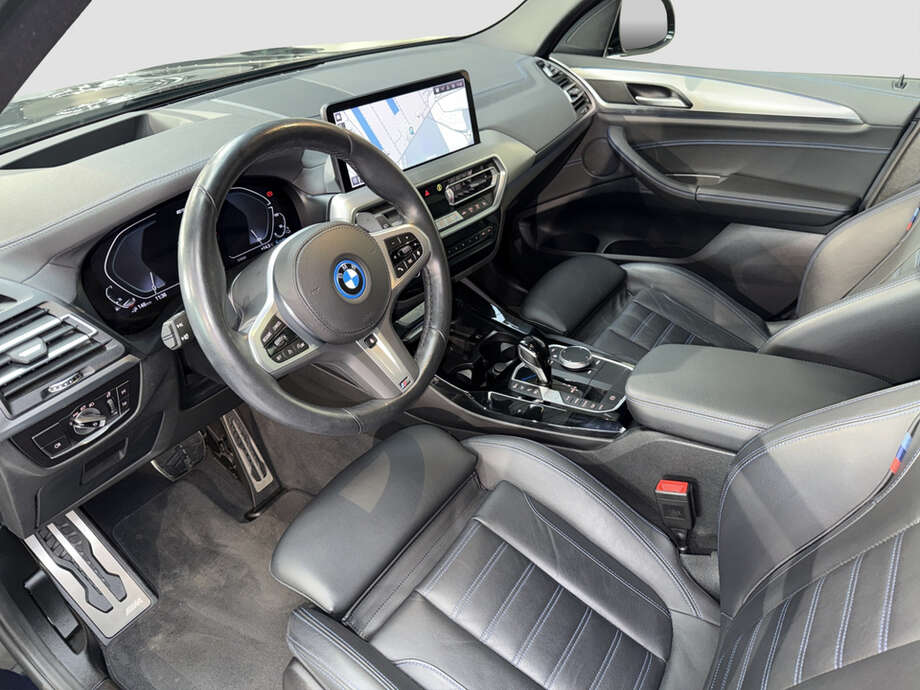 BMW X3 (Bild 11/15)