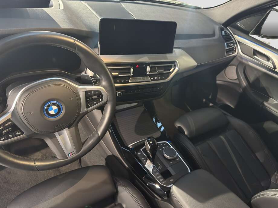 BMW X3 (Bild 14/18)