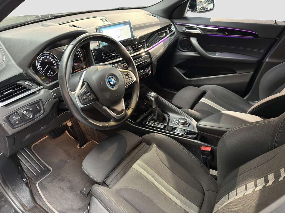 BMW X2 (Bild 12/16)