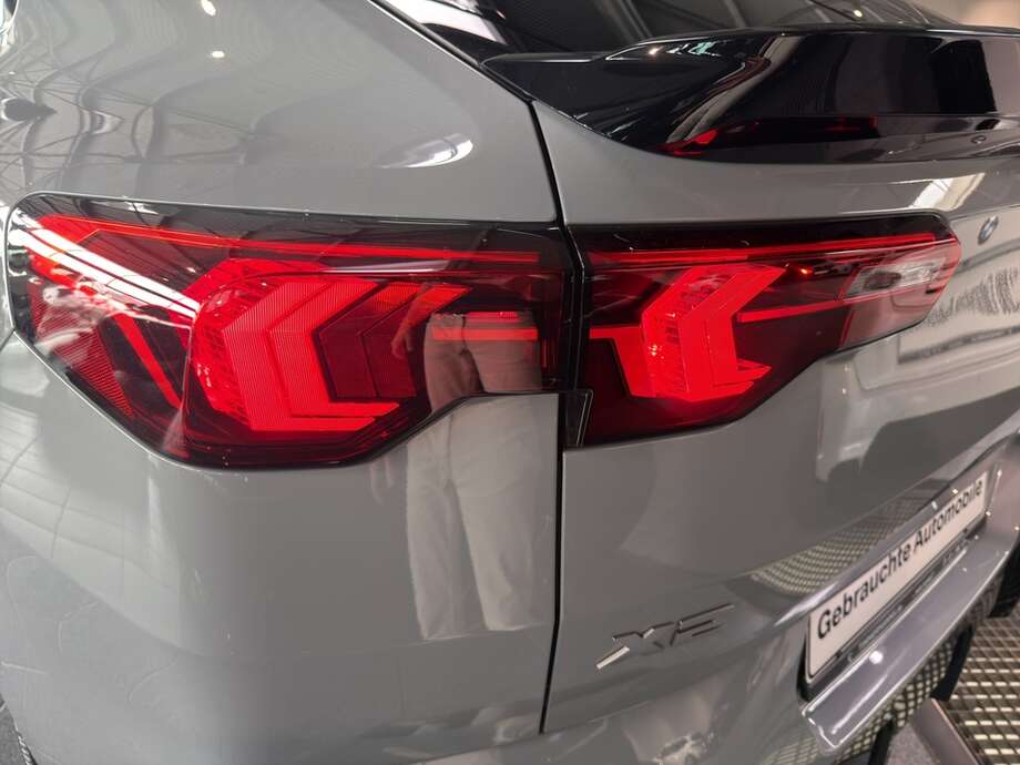 BMW X2 (Bild 16/17)