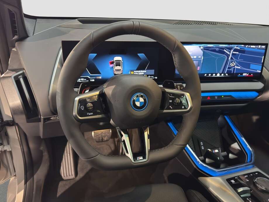 BMW X3 (Bild 12/16)