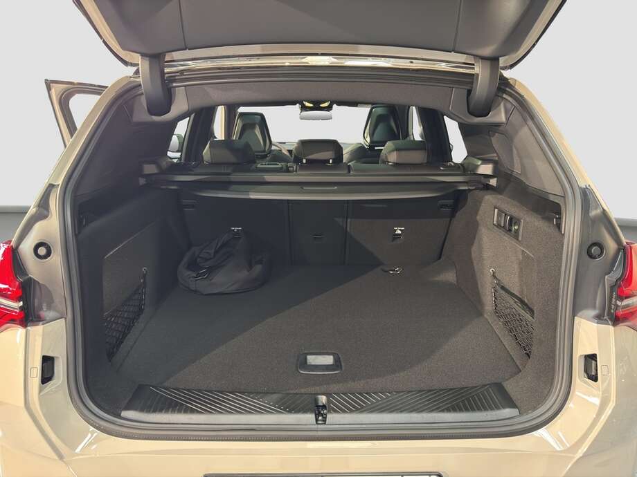 BMW X3 (Bild 15/16)