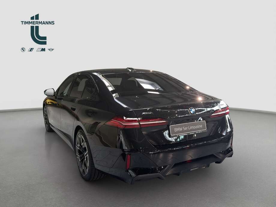 BMW 520d xDrive (Bild 3/18)