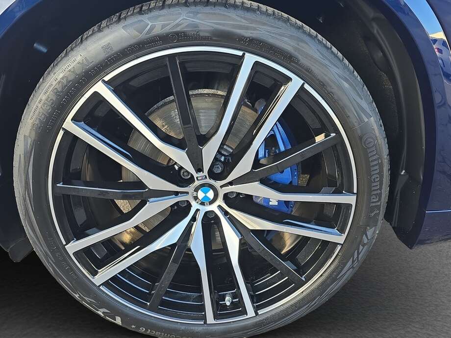 BMW X5 (Bild 9/19)