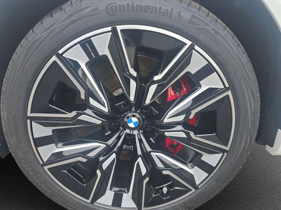 BMW X3 (Bild 9/17)