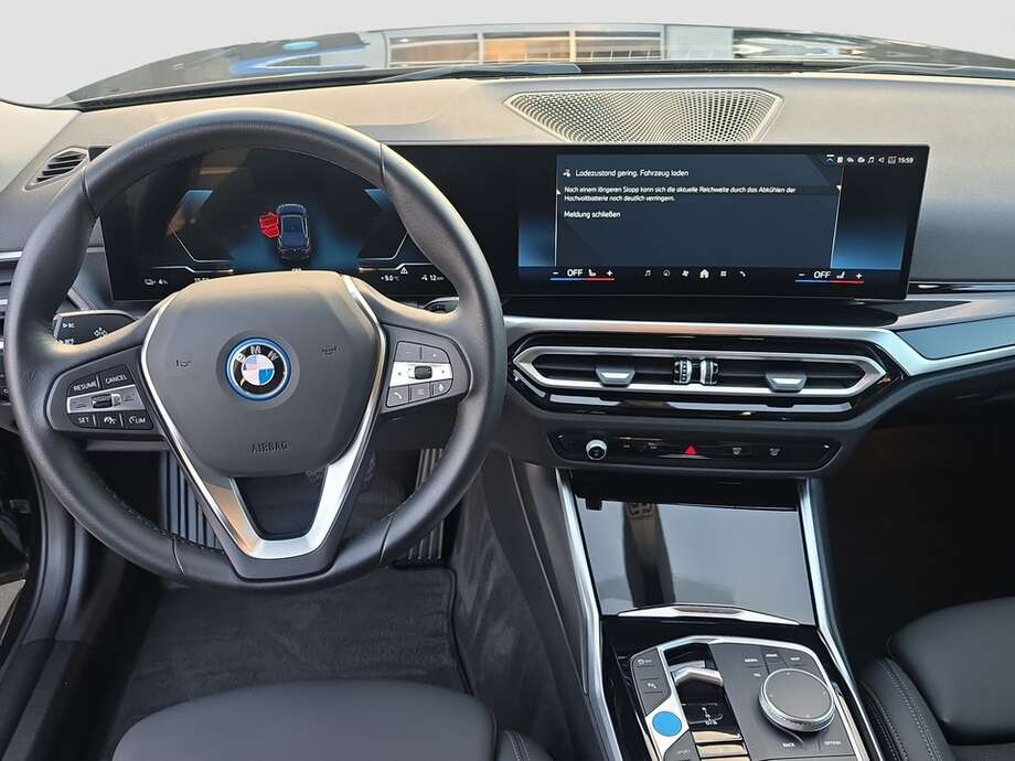 BMW i4 (Bild 13/19)