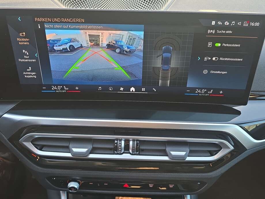 BMW i4 (Bild 18/19)