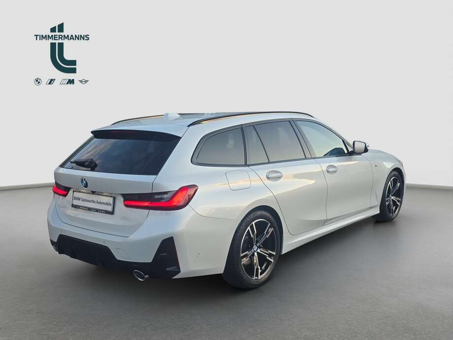 BMW 318d (Bild 5/18)