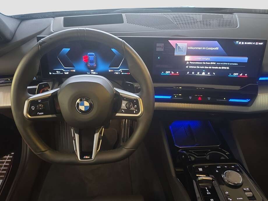 BMW 540d xDrive (Bild 13/18)