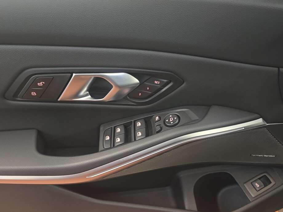 BMW M340d xDrive Touring Auto (Bild 16/19)