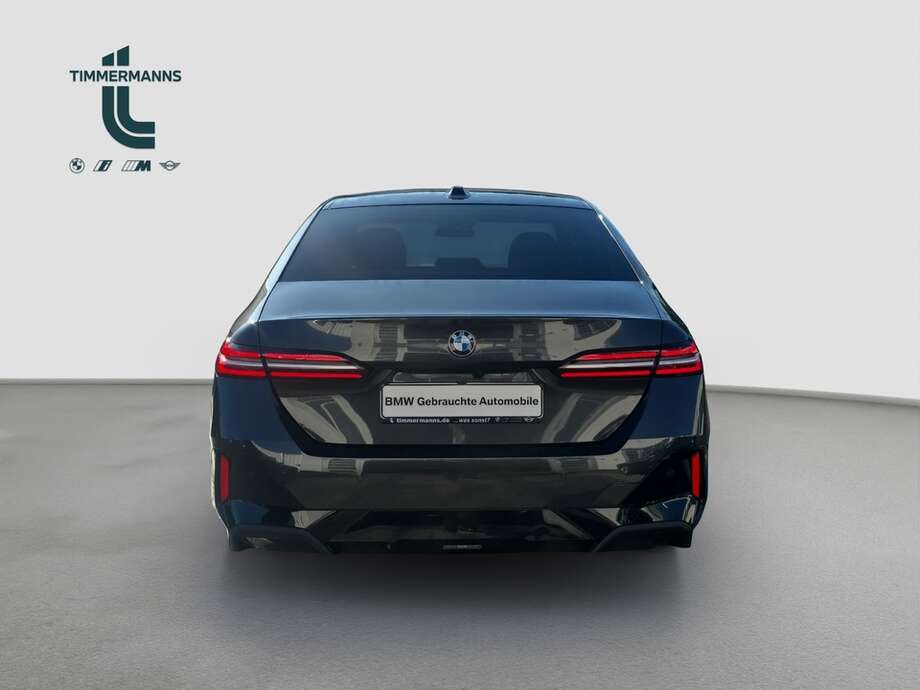 BMW 520d (Bild 4/19)