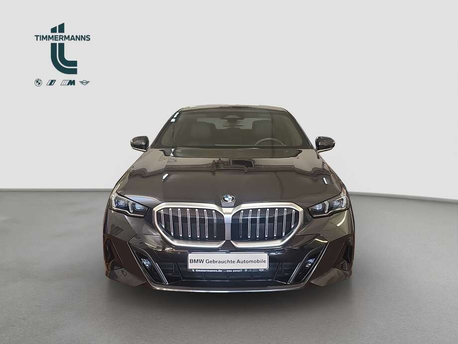 BMW 520d (Bild 8/19)
