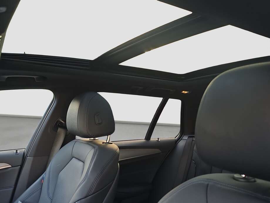 BMW 540d xDrive (Bild 11/19)