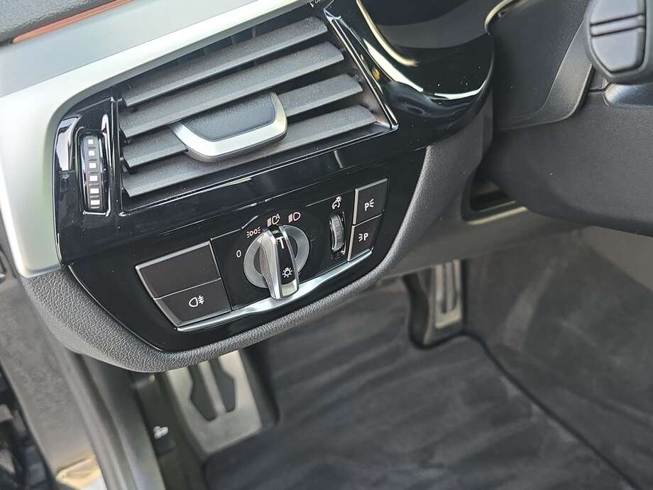 BMW 540d xDrive (Bild 17/19)