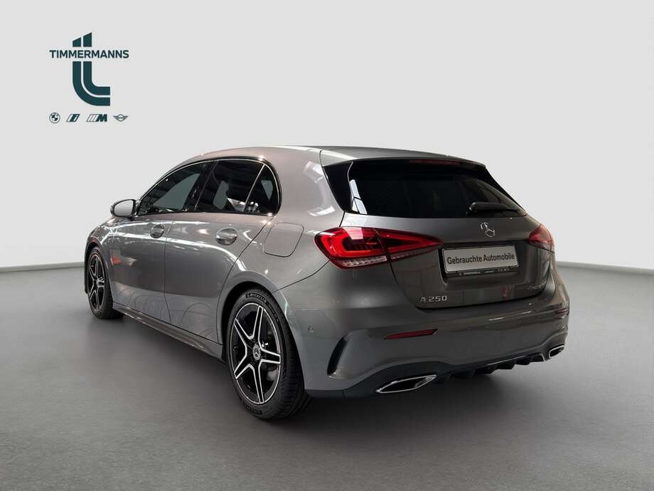 Mercedes-Benz A 250 (Bild 3/16)