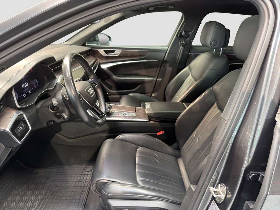 Audi A6 (Bild 10/18)