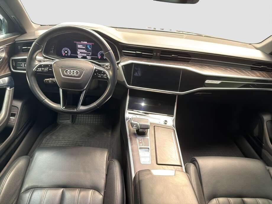 Audi A6 (Bild 13/18)