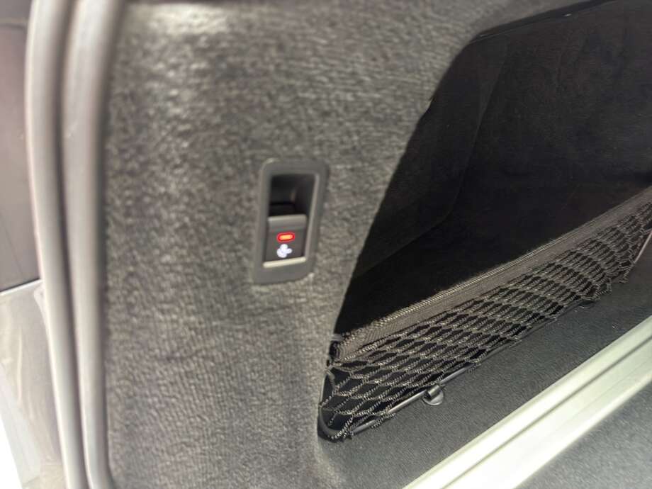 Audi A6 (Bild 16/18)