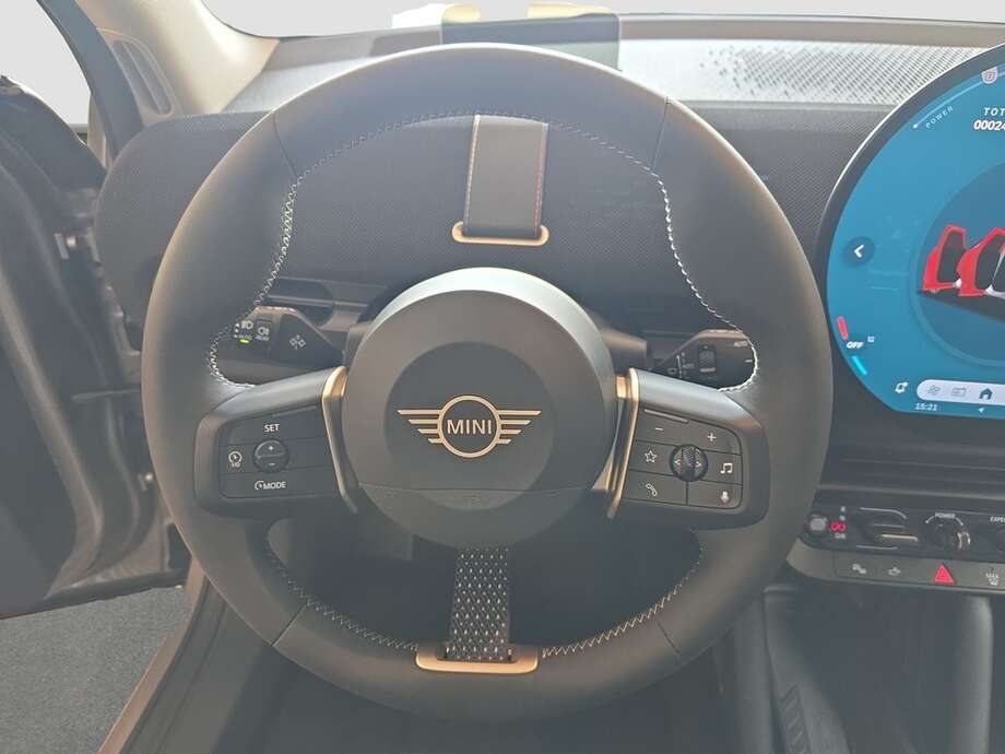 MINI Aceman E Classic Trim (Bild 12/18)