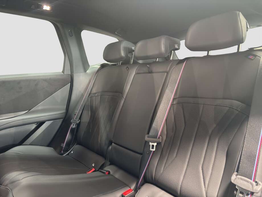 BMW iX3 (Bild 14/20)