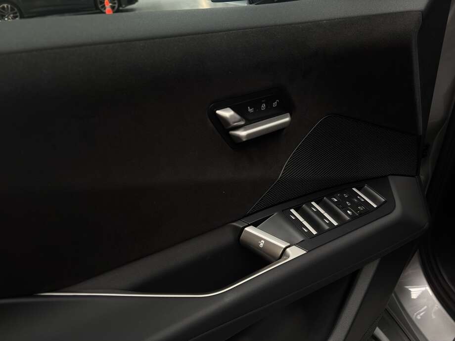 BMW iX3 (Bild 19/20)