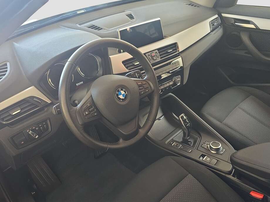 BMW X1 (Bild 10/18)