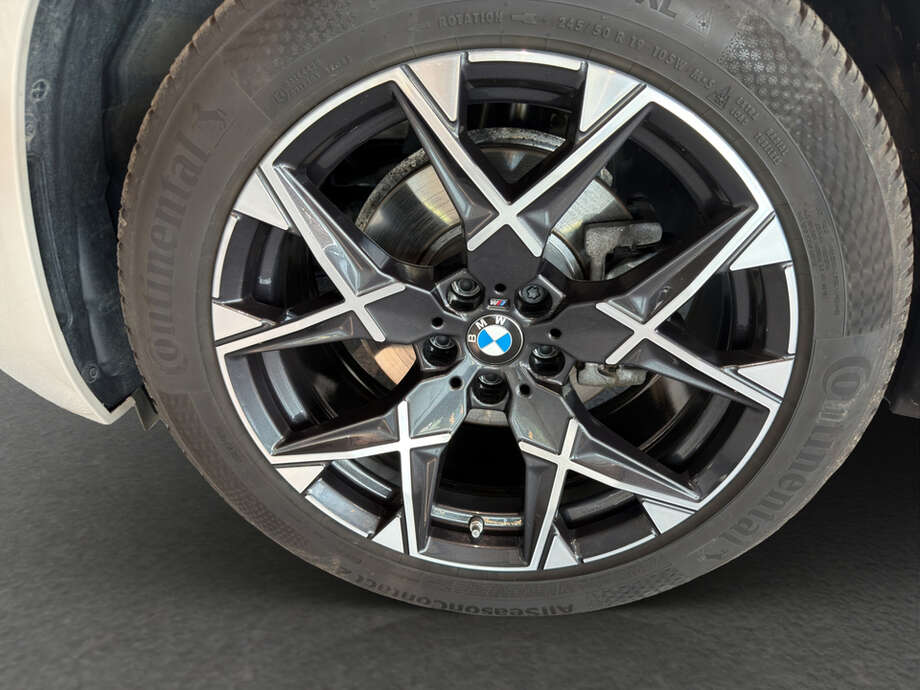 BMW X3 (Bild 9/17)