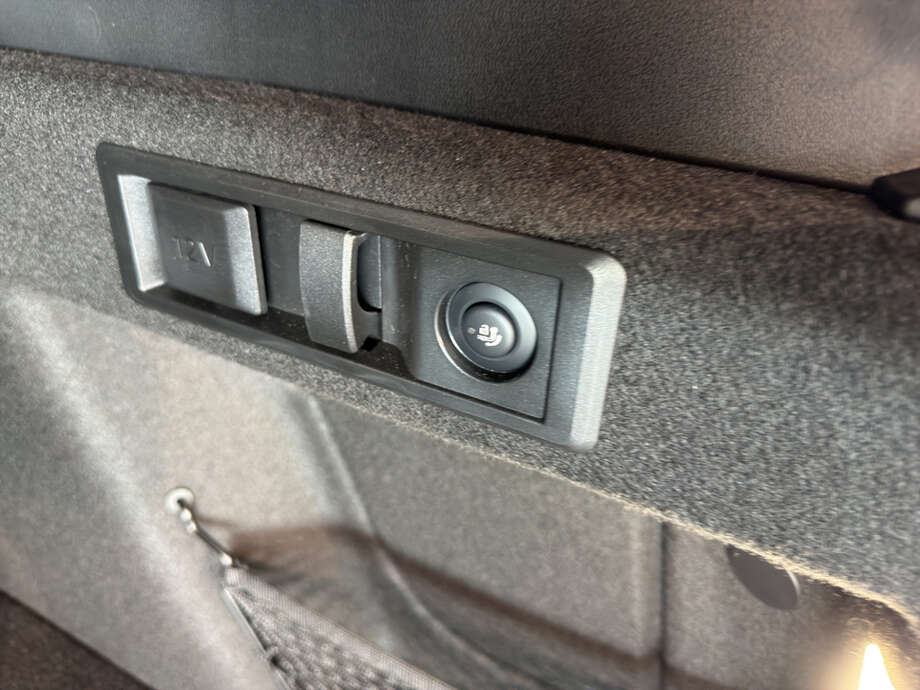 BMW X3 (Bild 16/17)