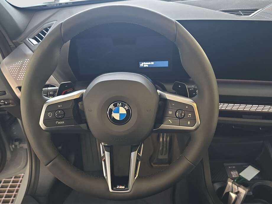 BMW 120 (Bild 12/17)