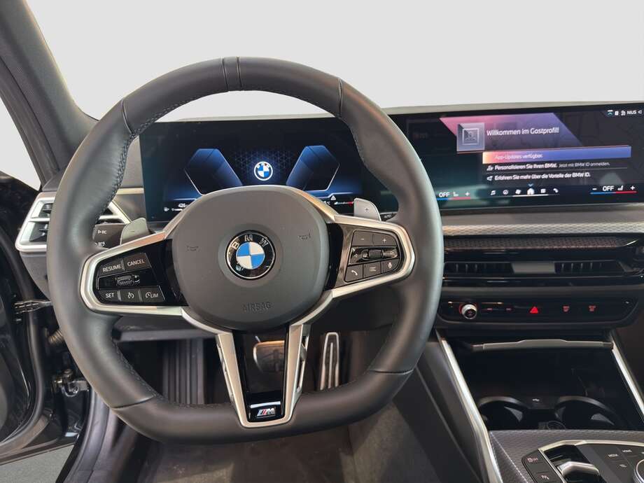 BMW 320d (Bild 12/16)