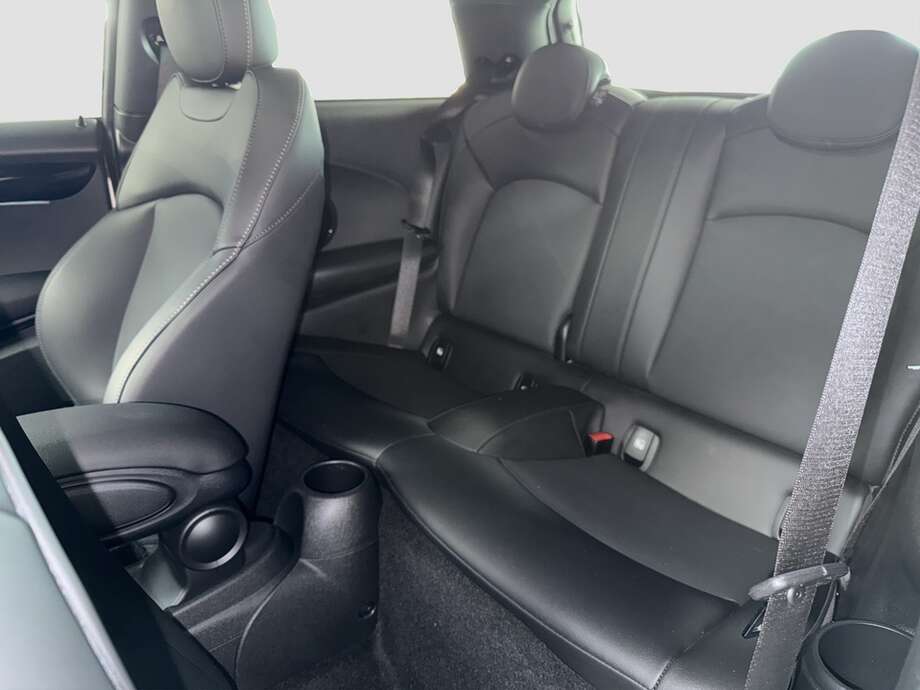MINI Cooper SE (Bild 14/15)