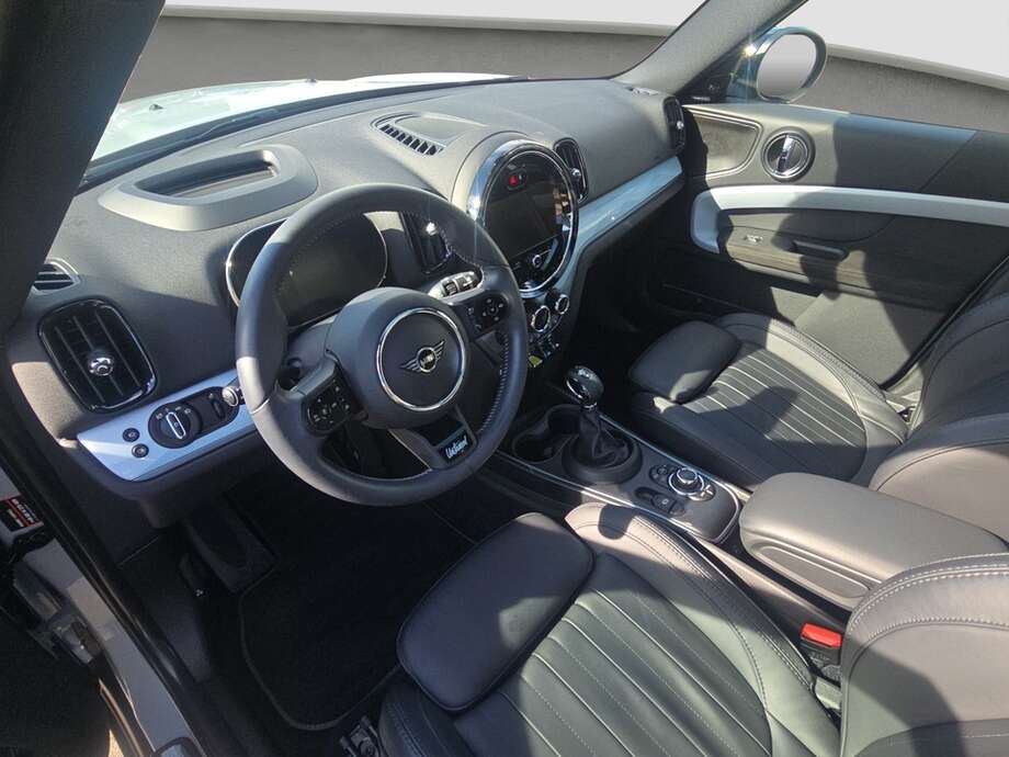 MINI Cooper SE Countryman (Bild 11/20)