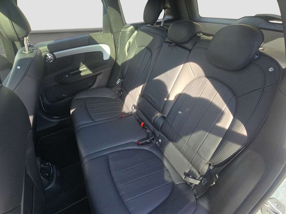 MINI Cooper SE Countryman (Bild 15/20)
