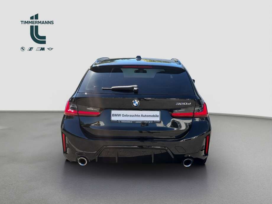 BMW 320d (Bild 4/18)